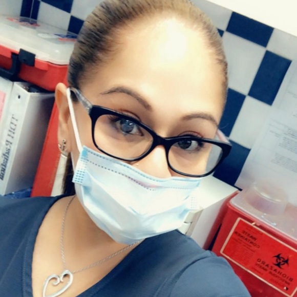 Meet your Posher, Crystal - Picture 1 of 1